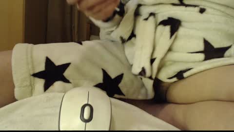 laralhotr online show from February 6, 5:40 pm