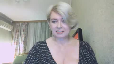 laramrs online show from November 2, 4:18 pm