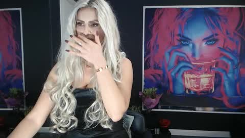 laras_moans online show from October 23, 9:22 am