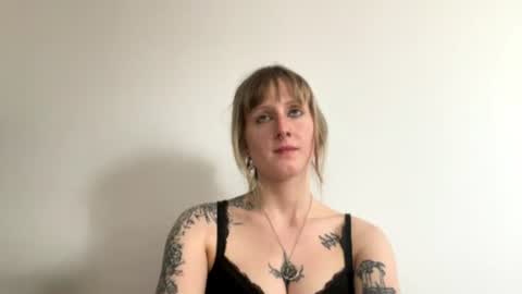 Lara online show from July 2, 4:01 pm