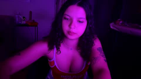 Snapshot of larirossi chatting on September 24, 8:26 pm Rossi angel online show from September 24, 8:26 pm