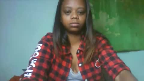 larissa645771 online show from March 3, 8:10 am