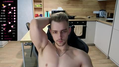 Snapshot of larstar01 chatting on February 9, 4:29 pm Lars online show from February 9, 4:29 pm