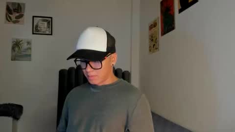 Snapshot of lass_nazar chatting on October 23, 1:18 am lass_nazar online show from October 23, 1:18 am