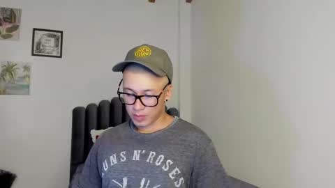 Snapshot of lass_nazar chatting on March 6, 2:19 am lass_nazar online show from March 6, 2:19 am