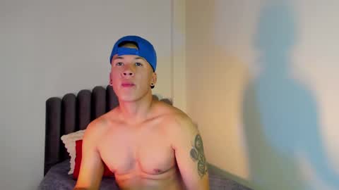 Snapshot of lass_nazar chatting on January 7, 1:59 am lass_nazar online show from January 7, 1:59 am