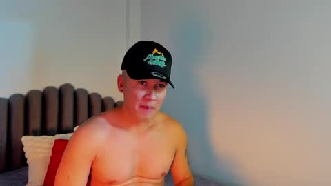 Snapshot of lass_nazar chatting on December 31, 2:08 am lass_nazar online show from December 31, 2:08 am