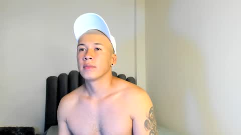 Snapshot of lass_nazar chatting on December 7, 2:14 am lass_nazar online show from December 7, 2:14 am