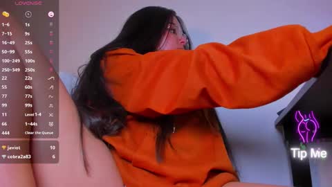 Gabby online show from March 4, 1:57 am