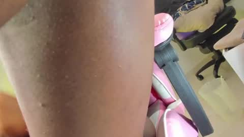 kay online show from June 8, 12:39 pm