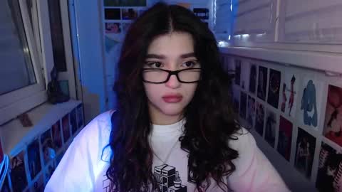 miiiiiiaaaa online show from February 3, 6:24 am