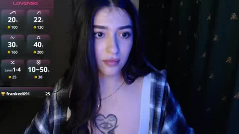 miiiiiiaaaa online show from March 29, 1:24 pm