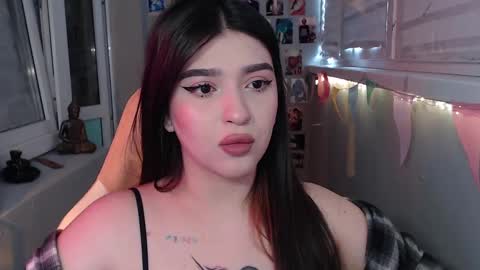 miiiiiiaaaa online show from February 19, 11:38 am