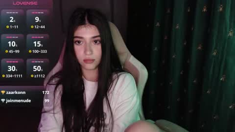 miiiiiiaaaa online show from March 19, 2:39 am