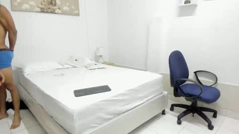 latinbig_couple online show from December 4, 6:51 pm