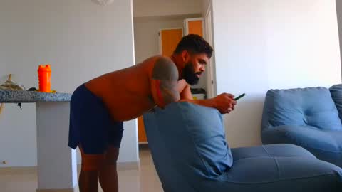 Snapshot of latinhot202423 chatting on October 8, 4:02 pm blackBear online show from October 8, 4:02 pm