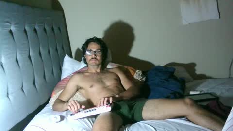 latinincognito online show from April 9, 6:52 am