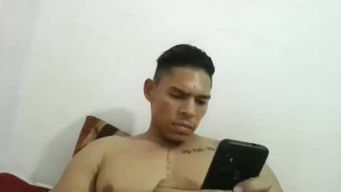 latinoxxl22cm online show from February 24, 4:16 am