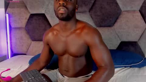 LEANDRO online show from March 15, 3:55 am