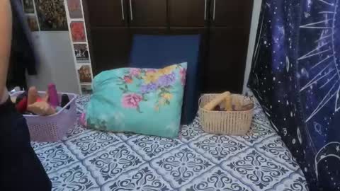  Wen  online show from April 7, 2:30 pm