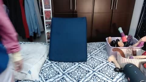  Wen  online show from September 30, 9:58 pm