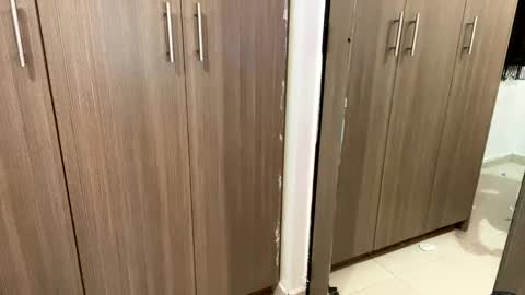 laura online show from March 9, 7:01 am