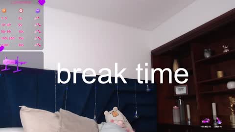 lLAURA online show from January 19, 10:17 pm
