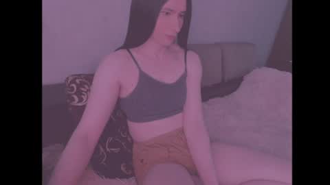 laura_night_byte online show from June 17, 5:34 am