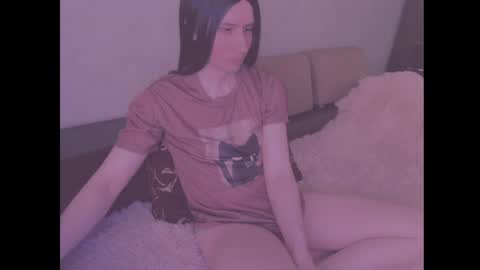 laura_night_byte online show from July 5, 6:42 am