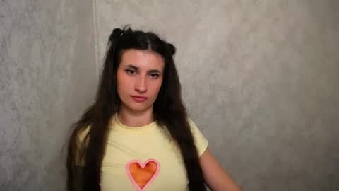Laura online show from June 27, 2:01 pm