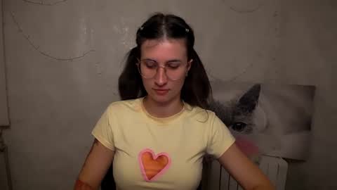 Laura online show from July 5, 5:25 am
