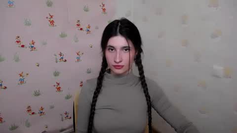 Laura online show from February 20, 1:02 pm