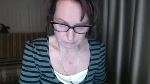 Lauraoven1 online show from February 20, 4:47 pm