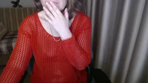 Lauraoven1 online show from March 5, 7:16 am