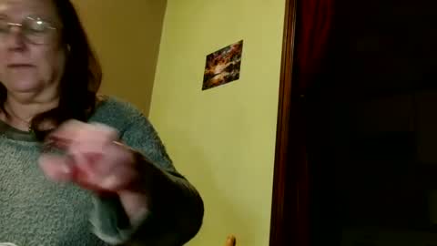 laureanne online show from February 26, 8:47 pm