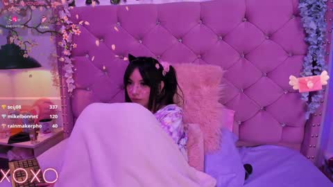 Lauren evans9 online show from January 24, 8:44 am