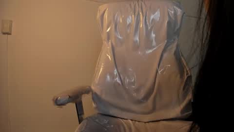 Lauren online show from February 21, 6:55 pm