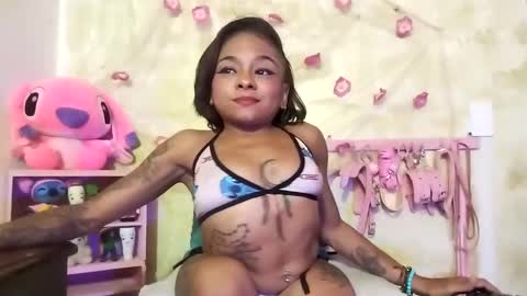 Lauren online show from February 14, 4:47 am