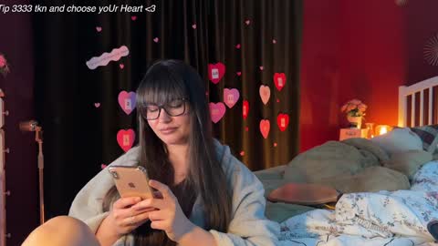 Lauren Brite online show from March 10, 10:24 pm