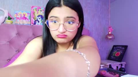 Laurene online show from February 27, 5:00 am