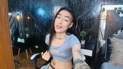 Snapshot of laurenhazel_ chatting on October 24, 1:12 pm LaurenHazel online show from October 24, 1:12 pm