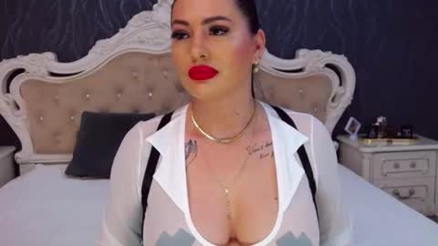 Laura online show from March 18, 4:24 pm