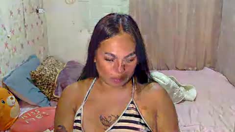 Dallas Hooter Edmonson online show from July 23, 1:52 pm
