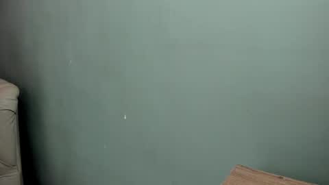 Lau Roberts online show from February 28, 6:32 am