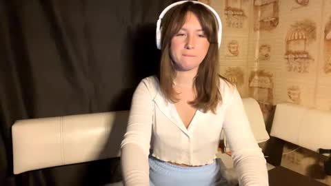 Emily online show from December 15, 8:05 pm