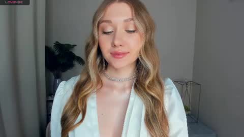 Jane online show from June 24, 10:39 pm