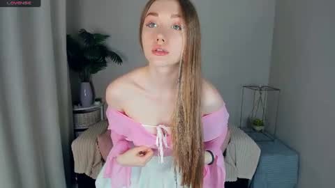 Jane online show from June 17, 9:31 pm
