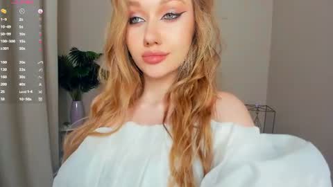 Jane online show from July 6, 9:39 pm