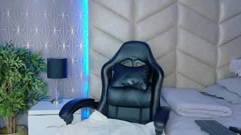 laya online show from February 11, 2:37 am