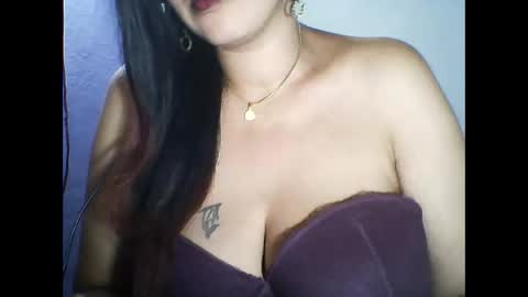 layanah12 online show from April 14, 4:10 pm